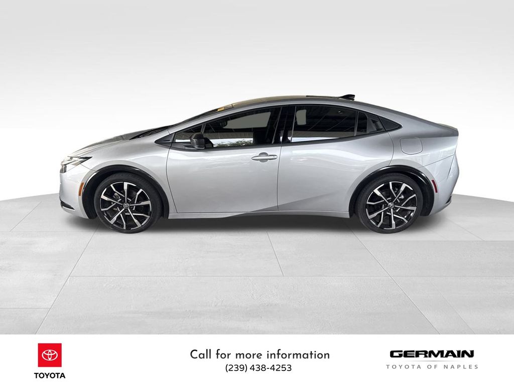 2024 Toyota Prius Prime XSE photo 2