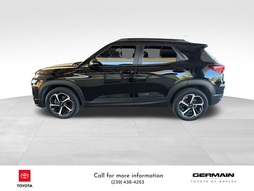 2021 Chevrolet Trailblazer RS photo 2