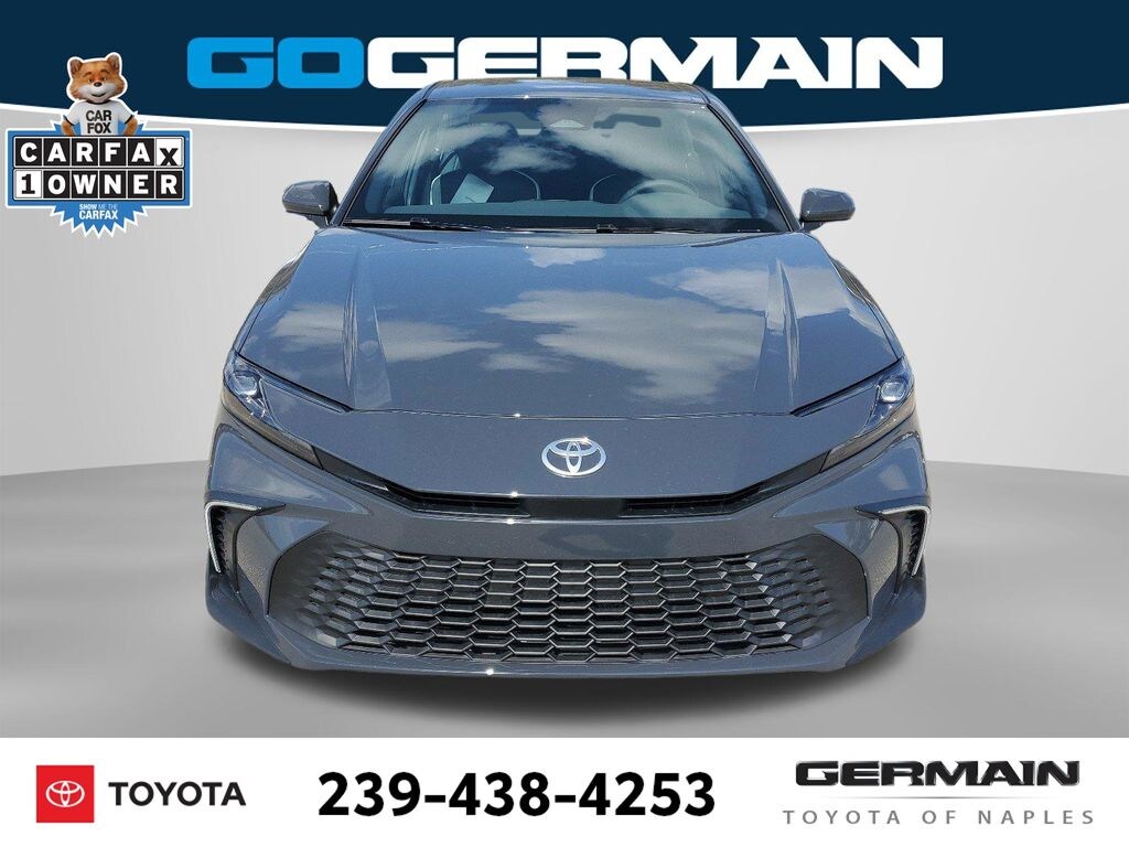 Used 2025 Toyota Camry SE Sedan