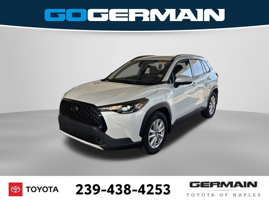 Used 2024 Toyota Corolla Cross LE SUV
