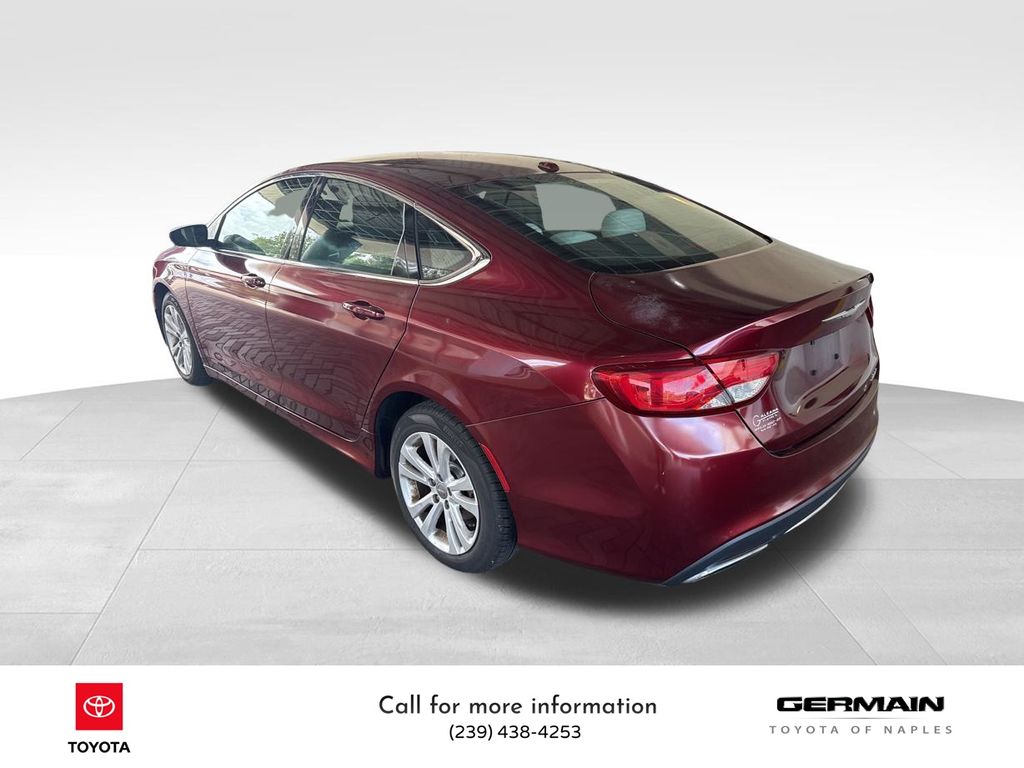 2016 Chrysler 200 Limited photo 3