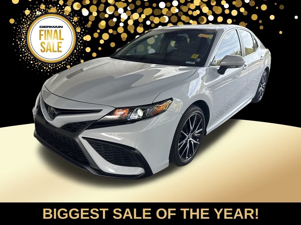 Used 2024 Toyota Camry SE Sedan