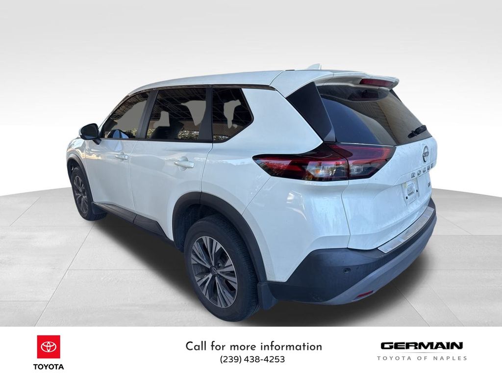 2023 Nissan Rogue SV photo 3