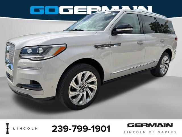 2024 Lincoln Navigator Reserve 4WD's photo