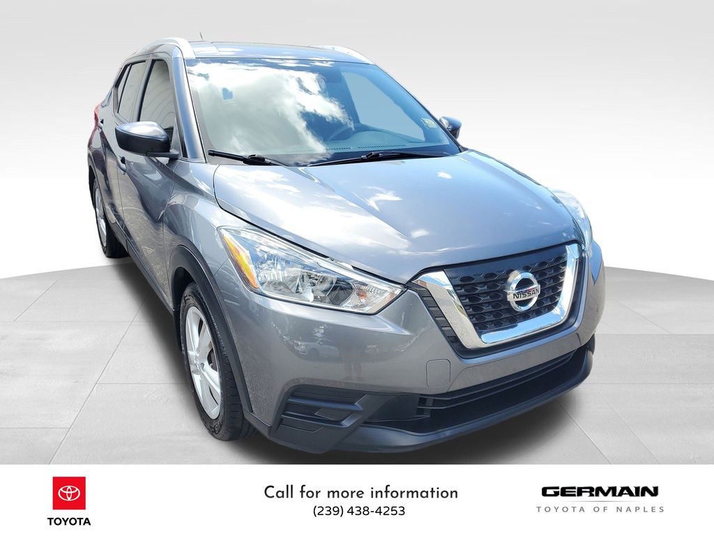 2018 Nissan Kicks S photo 3