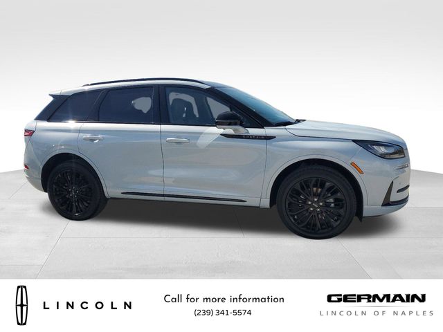 2025 Lincoln Corsair Premiere photo 4