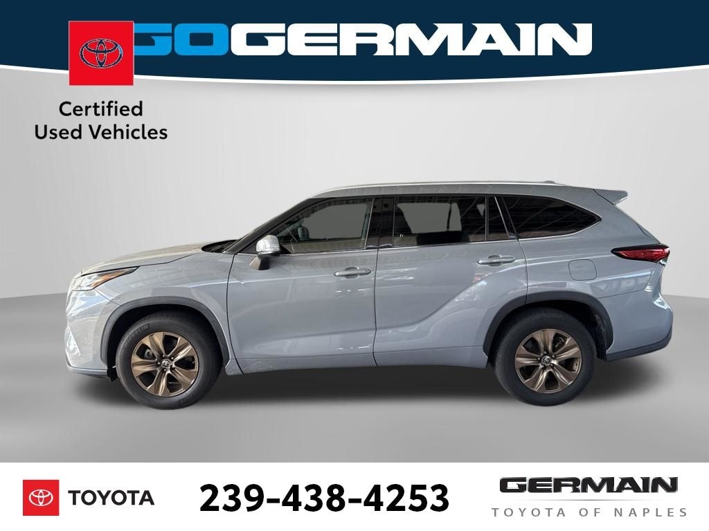 Certified 2022 Toyota Highlander Hybrid Bronze Edition SUV