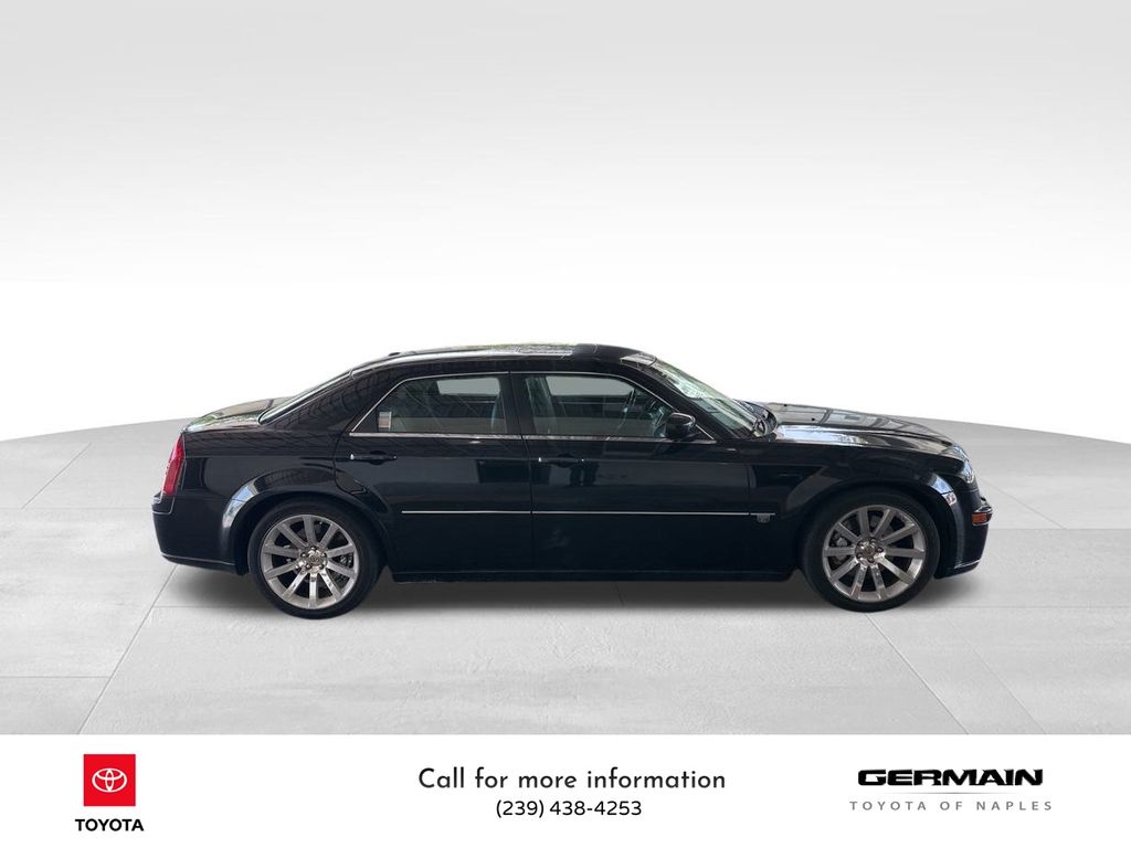 2006 Chrysler 300 C SRT8 photo 2