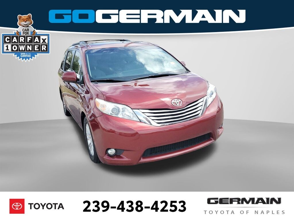 Used 2016 Toyota Sienna XLE Premium Minivan/Van