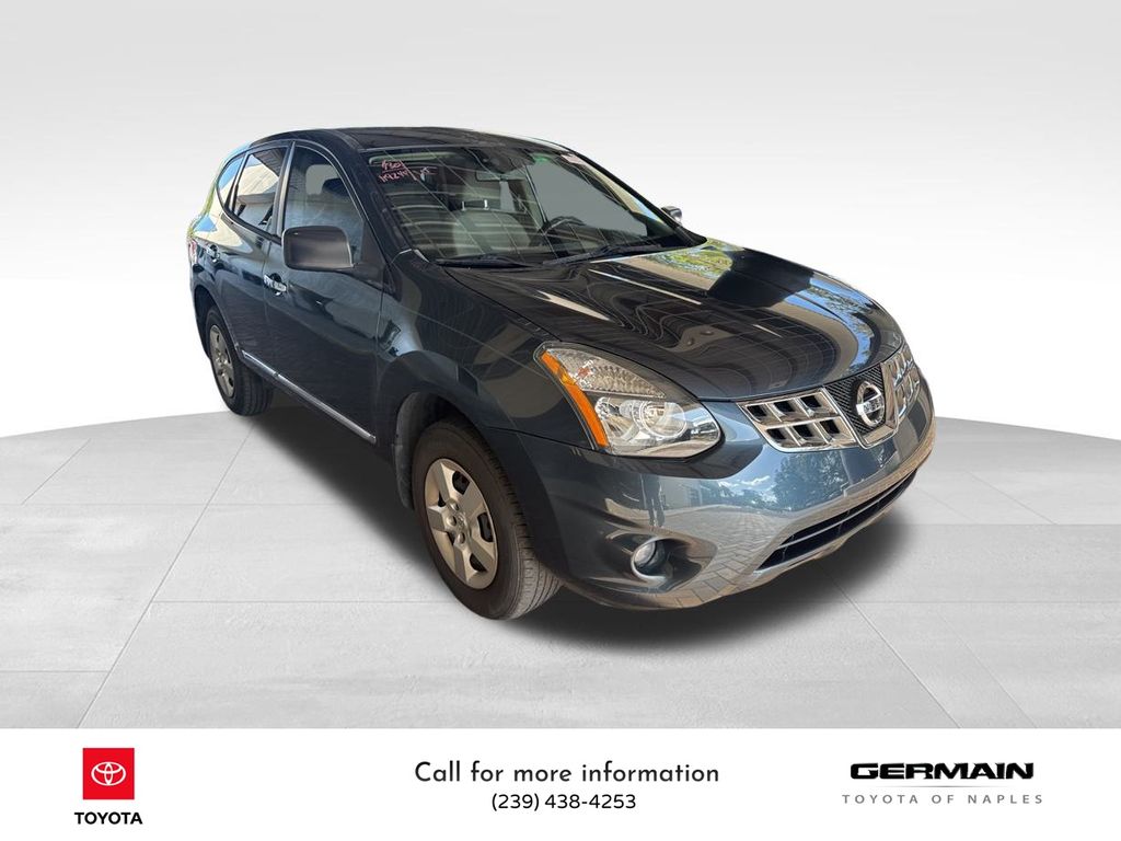 2014 Nissan Rogue Select S photo 3