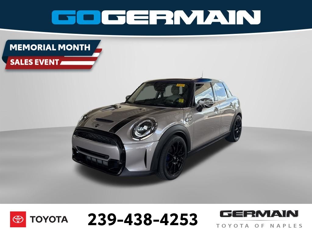 2022 MINI Hardtop Cooper S's photo