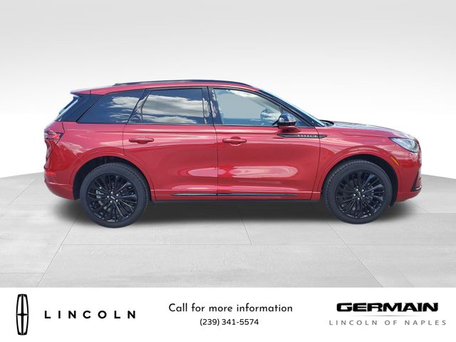 2025 Lincoln Corsair Premiere photo 4