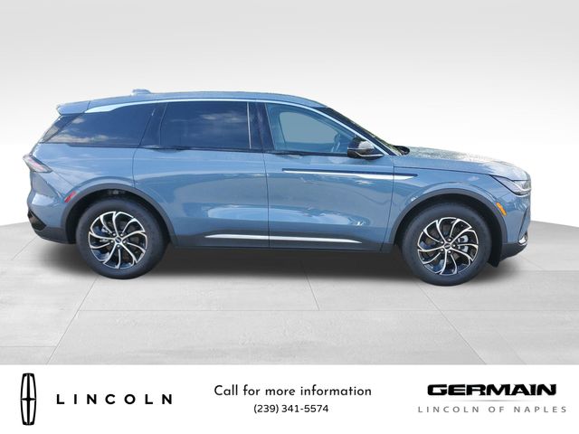 2025 Lincoln Nautilus Premiere photo 3