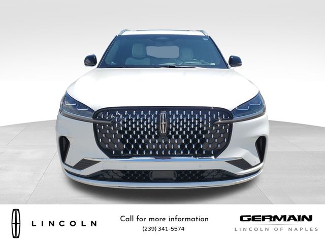 2025 Lincoln Aviator Black Label photo 2