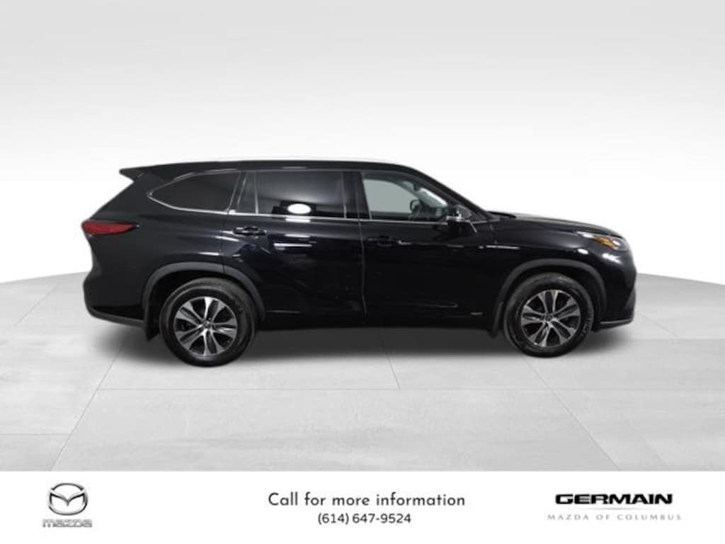 Used 2022 Toyota Highlander Hybrid XLE SUV