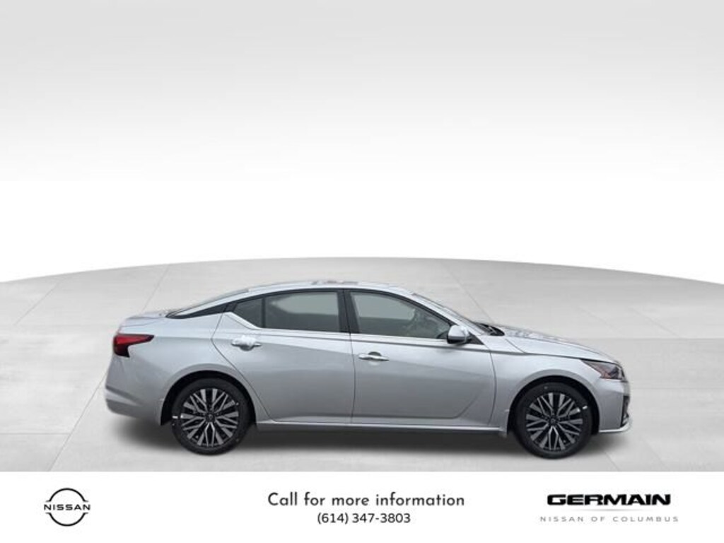 New 2025 Nissan Altima SV Sedan