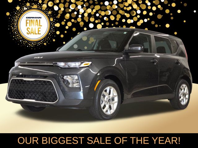 2022 Kia Soul LX's photo