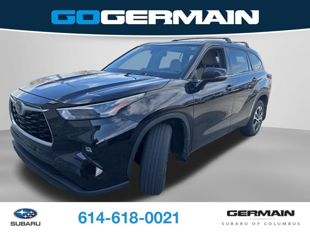 Used 2022 Toyota Highlander XLE SUV