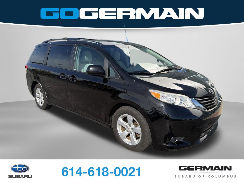 Used 2012 Toyota Sienna LE Minivan/Van