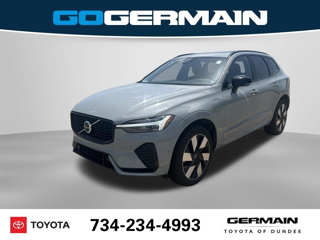 Used 2025 Volvo XC60 plug-in hybrid T8 Plus SUV