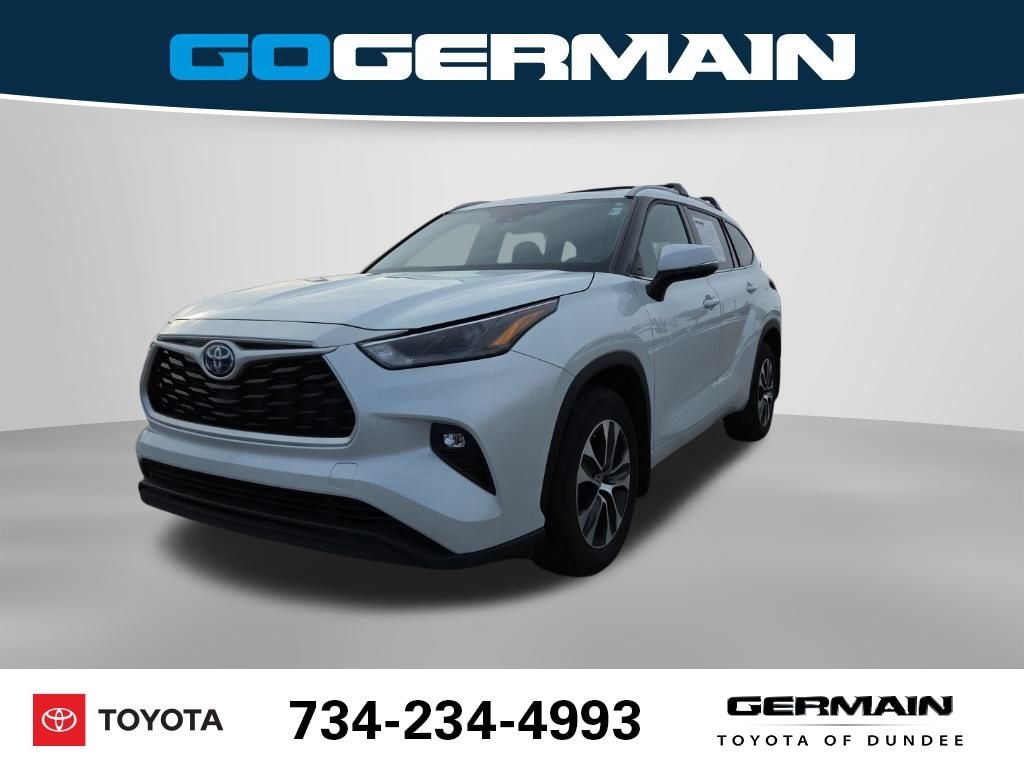 Used 2022 Toyota Highlander Hybrid XLE SUV