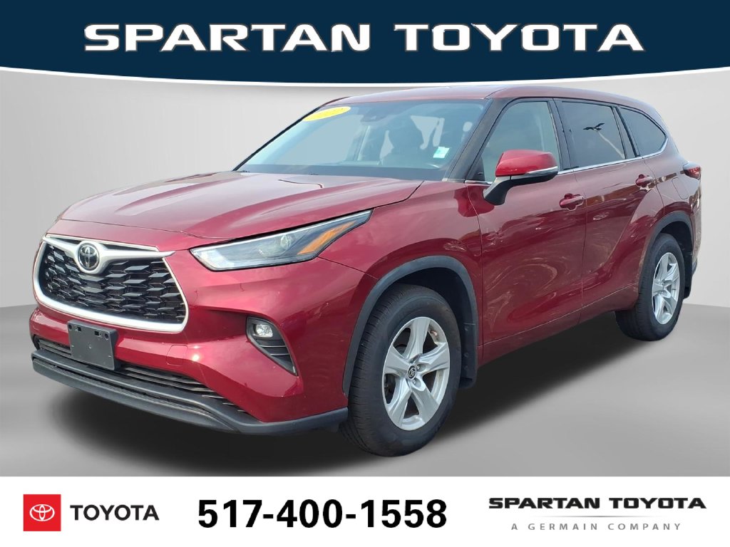 Used 2022 Toyota Highlander LE SUV