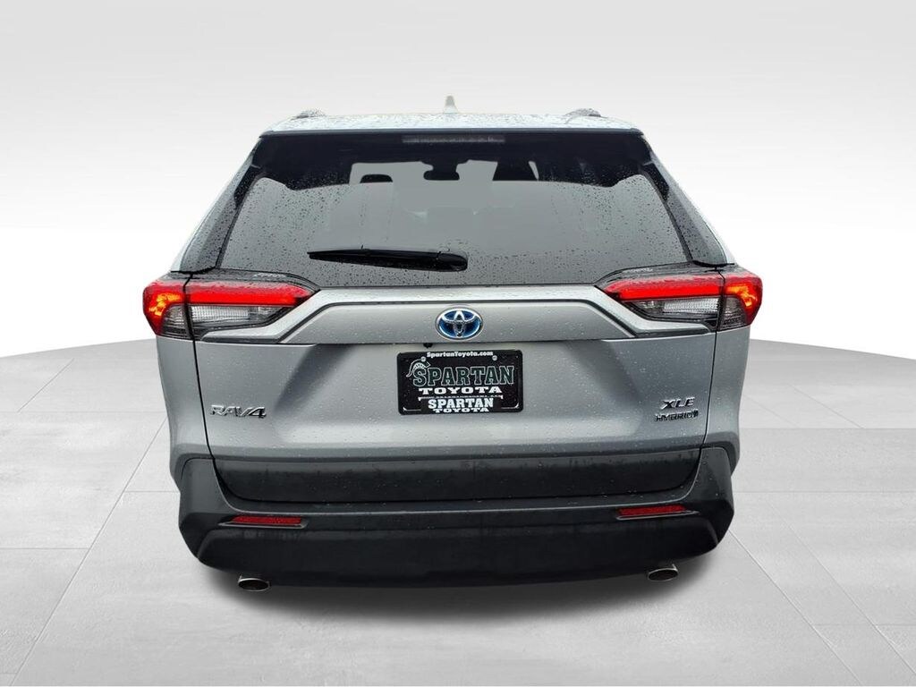 Used 2024 Toyota RAV4 Hybrid XLE SUV