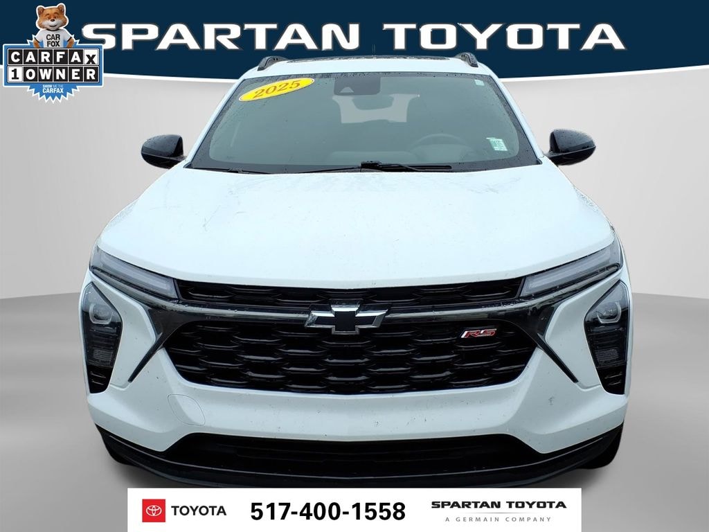 Used 2025 Chevrolet Trax 2RS SUV