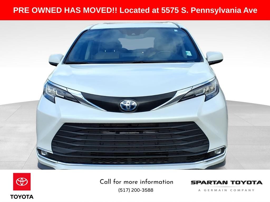 Used 2022 Toyota Sienna XLE 7 Passenger Van Passenger Van