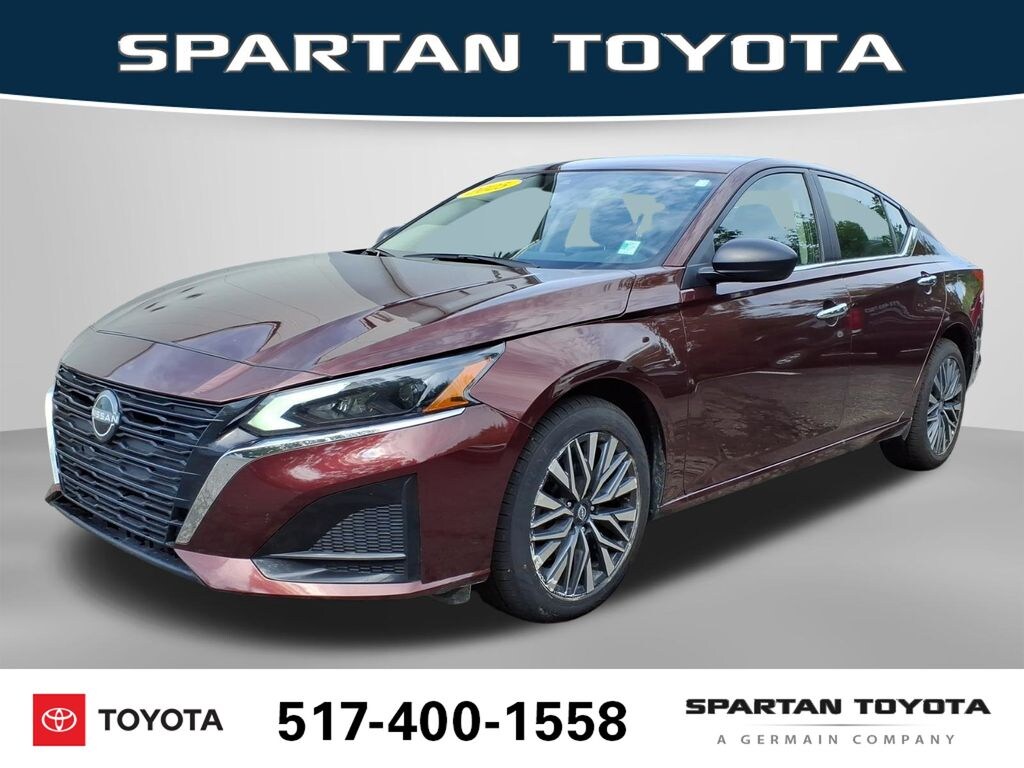 Used 2025 Nissan Altima SV Sedan