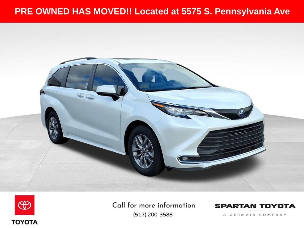 Used 2022 Toyota Sienna XLE 7 Passenger Van Passenger Van