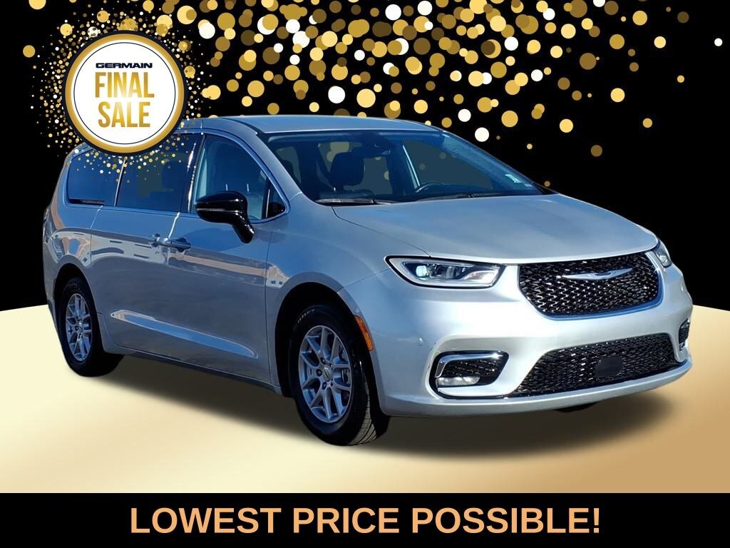 Used 2024 Chrysler Pacifica Touring L Van Passenger Van