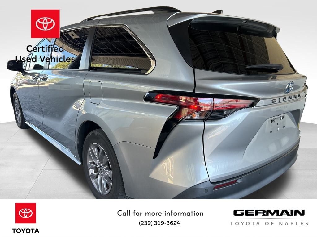 Certified 2022 Toyota Sienna XLE Van Passenger Van