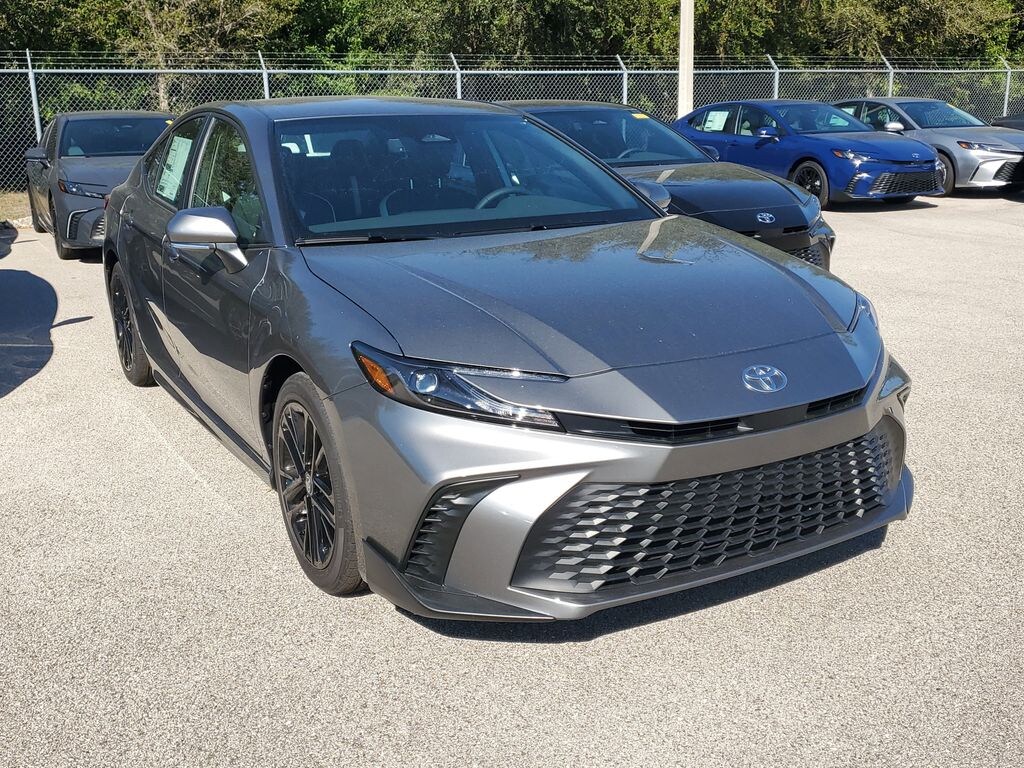 New 2026 Toyota Camry SE Sedan