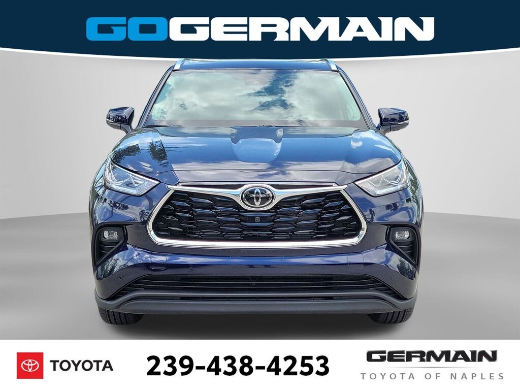 New 2026 Toyota Highlander Hybrid Limited SUV