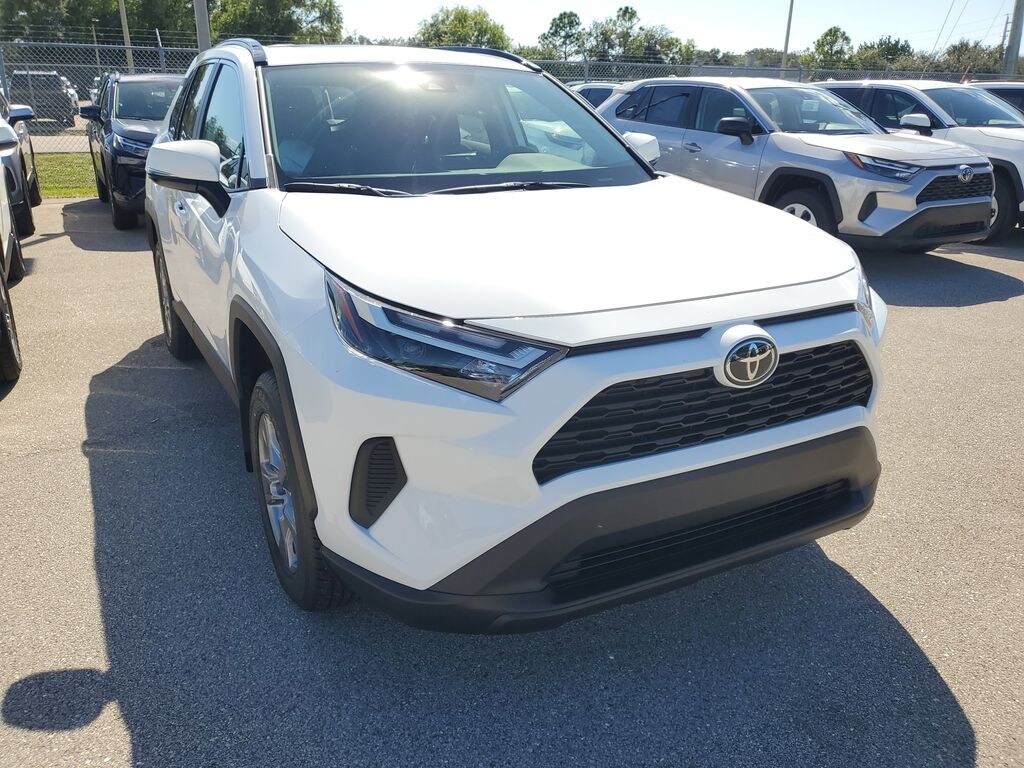 New 2025 Toyota RAV4 XLE SUV