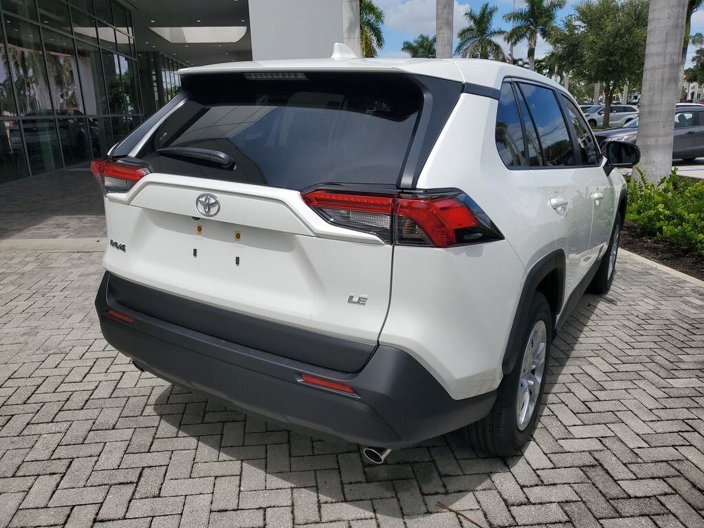 New 2025 Toyota RAV4 LE SUV