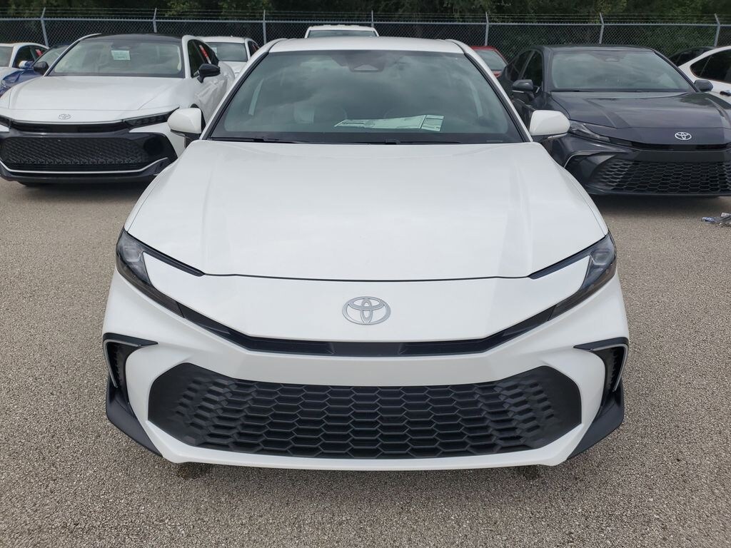 New 2025 Toyota Camry SE Sedan