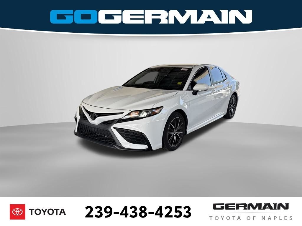 Used 2023 Toyota Camry SE Sedan