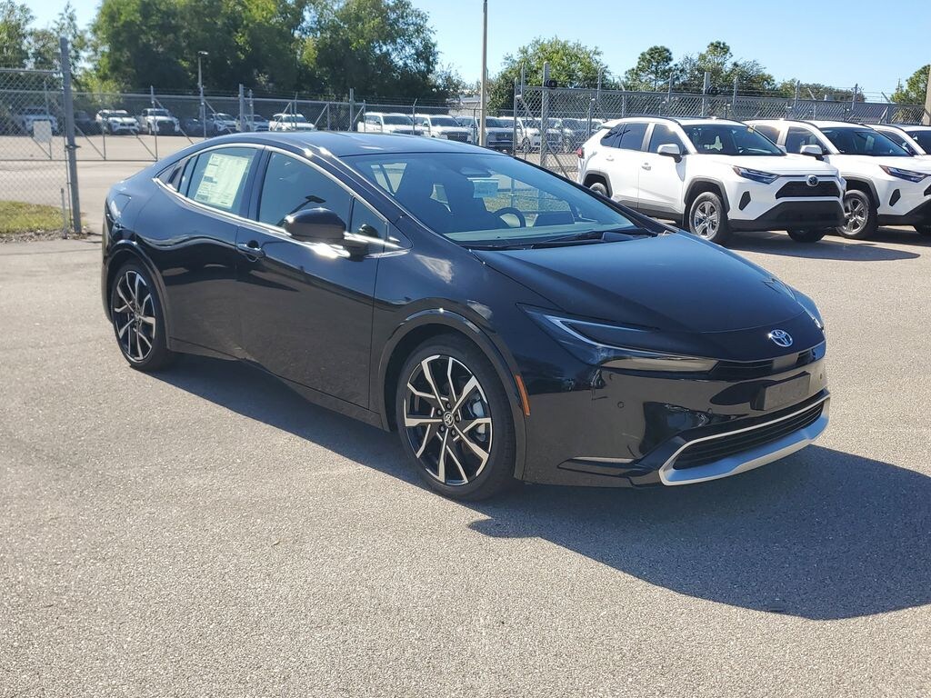 New 2026 Toyota Prius Plug-In Hybrid XSE Hatchback