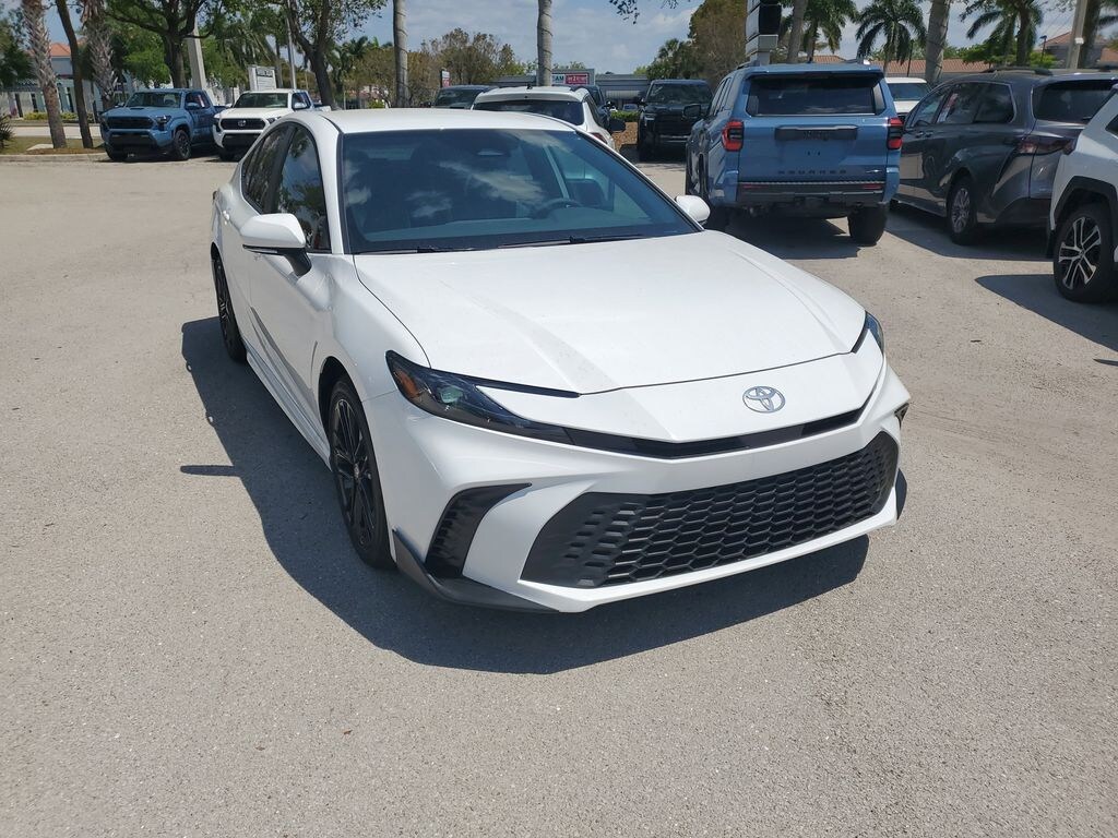 New 2026 Toyota Camry SE Sedan