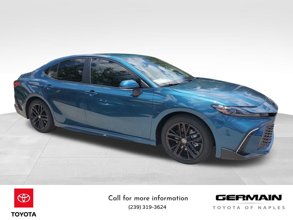 New 2025 Toyota Camry SE Sedan