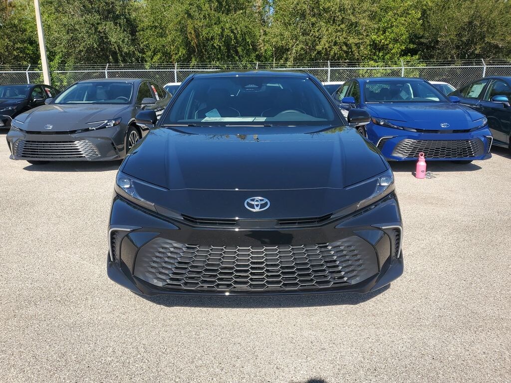 New 2026 Toyota Camry SE Sedan