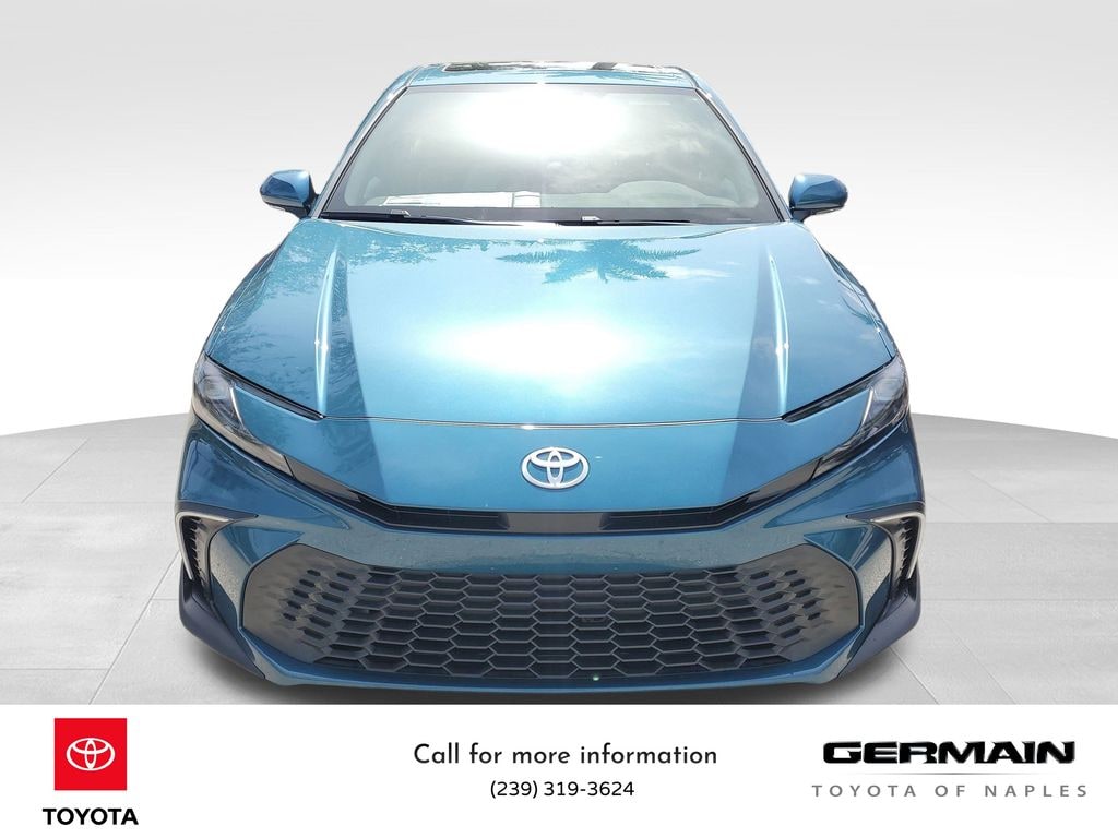 New 2025 Toyota Camry SE Sedan