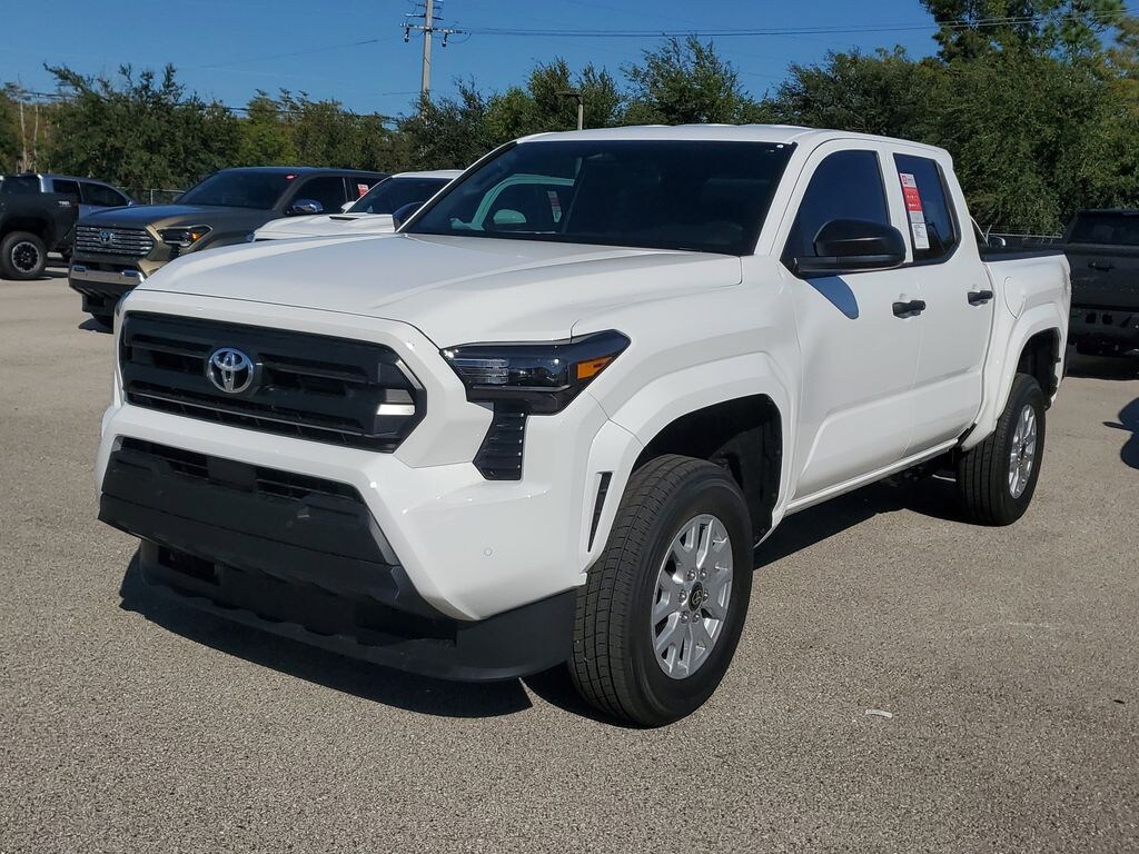 New 2025 Toyota Tacoma SR Truck Double Cab