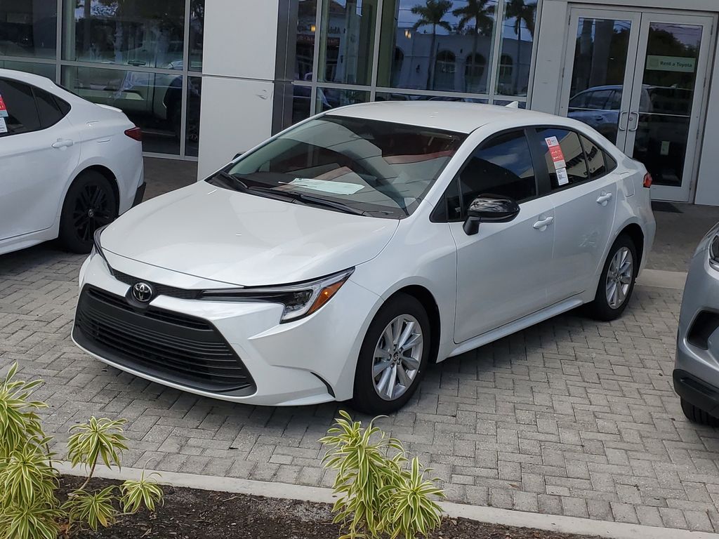2026 Toyota Corolla LE Hybrid CVT's photo