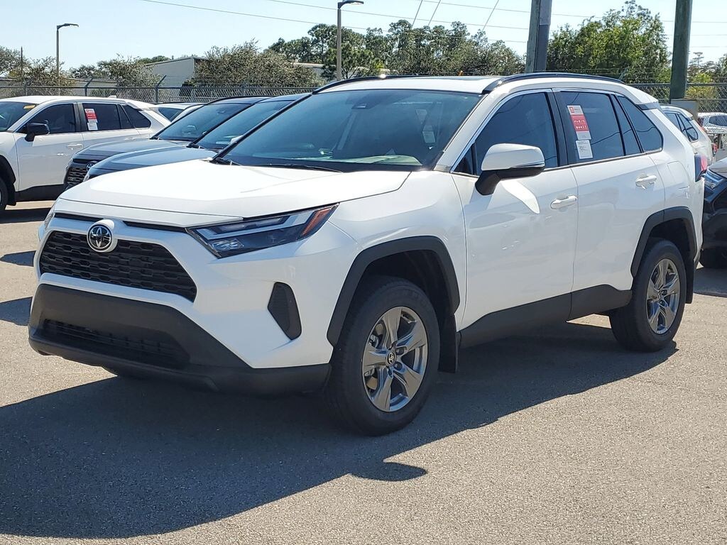 New 2025 Toyota RAV4 XLE SUV