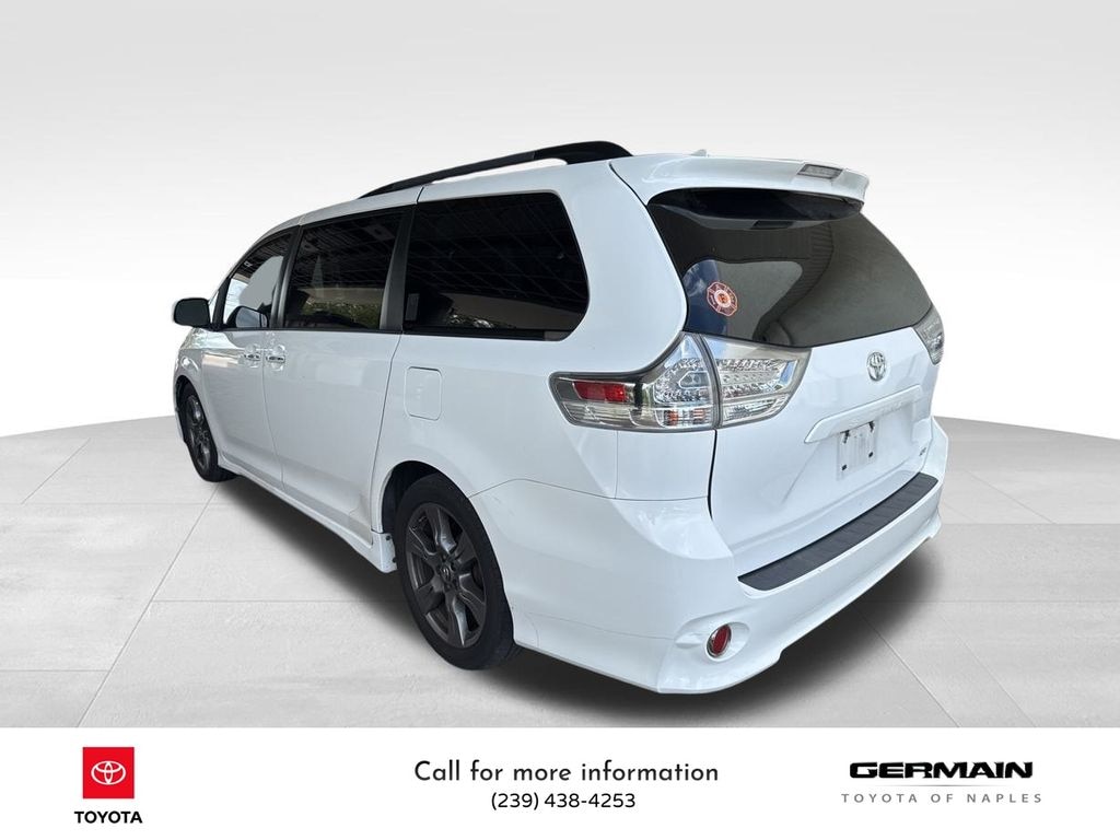 Certified 2018 Toyota Sienna SE Premium 8 Passenger Van Passenger Van