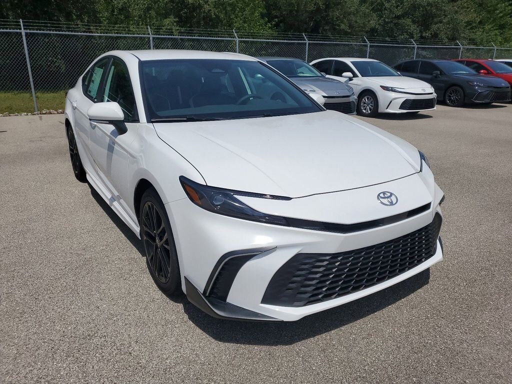 New 2025 Toyota Camry SE Sedan