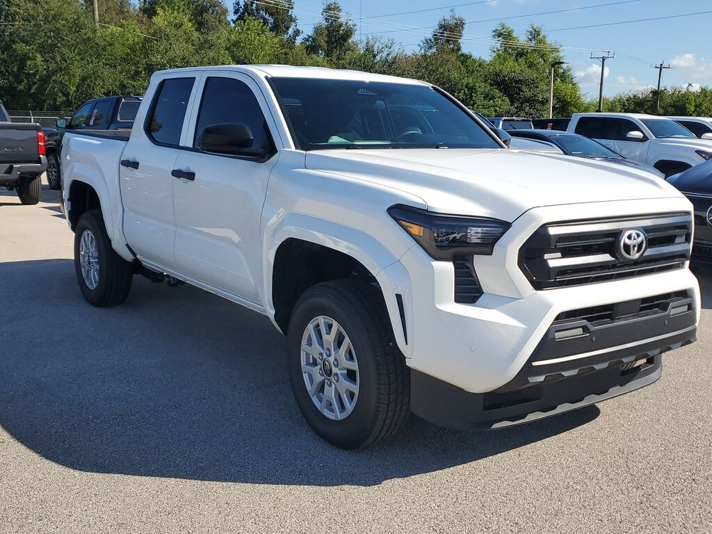 New 2025 Toyota Tacoma SR Truck Double Cab